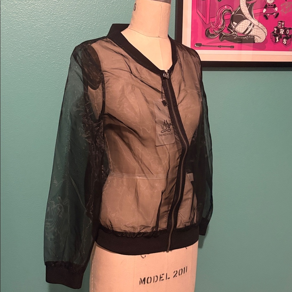 THE FREE YOGA | MESH JACKET W UFO PATCH